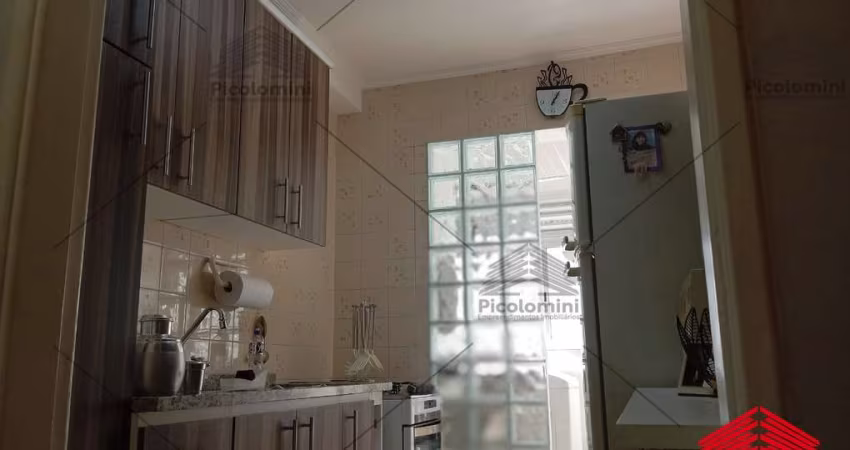 Apartamento à venda em São Paulo-SP na Vila Guilherme com 2 quartos, 2 salas, 1 banheiro e 1 vaga de garagem!