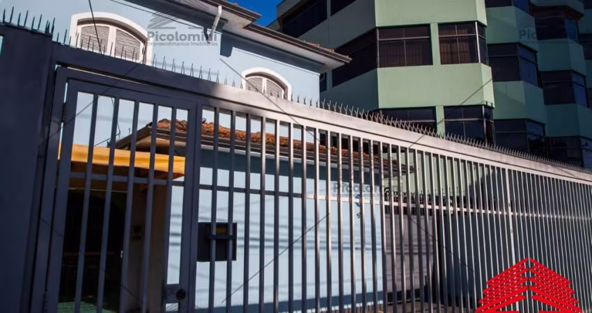 Casa para venda ou locação na Mooca, São Paulo-SP: 12 salas, 2 banheiros, 8 vagas de garagem!
