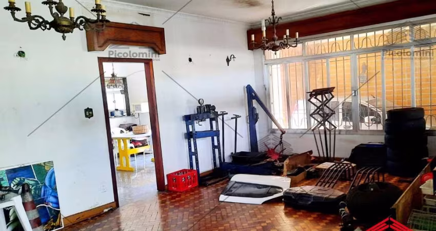 Imperdível oportunidade! Casa à venda em São Paulo-SP, Vila Oratório: 3 quartos, 2 suítes, 1 sala, 3 banheiro, 6 vaga, 240m².