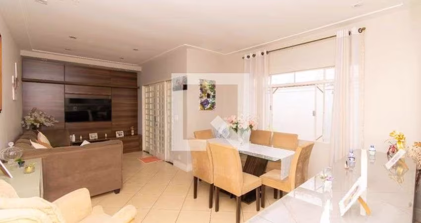 Casa à Venda - Vila Prudente, 4 Quartos,  280 m2