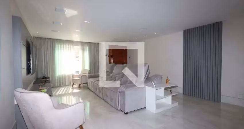 Casa à Venda - Vila Prudente, 3 Quartos,  215 m2