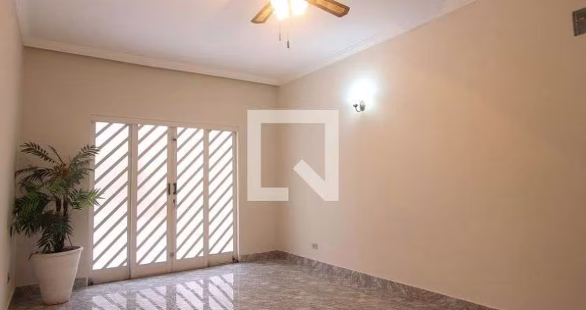 Casa à Venda - Vila Prudente, 2 Quartos,  200 m2