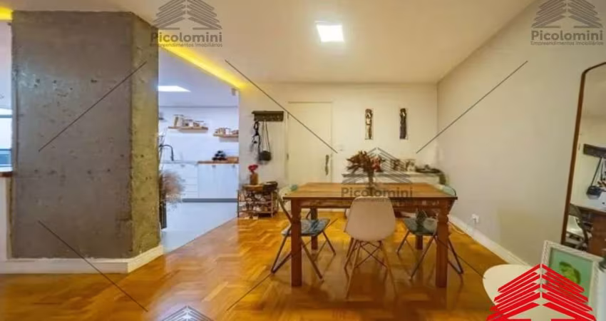 Apartamento à venda no Tatuapé com 2 quartos, 1 suíte, sala ampla, cozinha planejada, quarto de serviço, 2 banheiros, 1 vaga, 92m². espaço gourmet.
