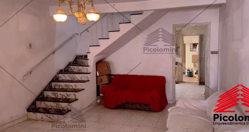 Casa á venda  Vila Prudente próximo ao metrô 2 dormitórios sala cozinha quintal 1 vaga