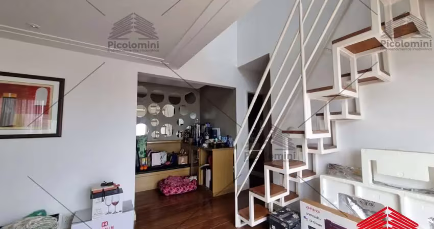Apartamento de 118 m² na mooca, 3 dormitórios (1 suíte), sala de estar/jantar, sala de tv no mezanino e 2 vagas cobertas fixas.
