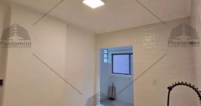 Apartamento à venda saúde, 2 quartos, sala 2 ambientes, cozinha e dispensa, 2 banheiros, 1 vaga, 68m², salão de festas e playground. próximo ao metrô