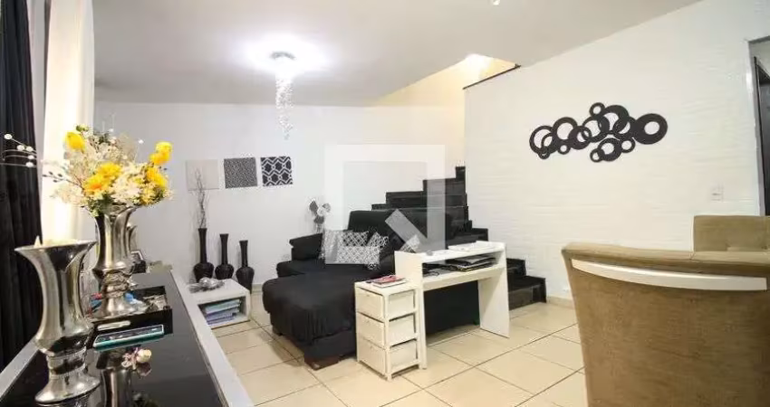 Casa em condomínio fechado com 2 quartos à venda na Rua Aníbal de Matos, 159, Vila Ema, São Paulo