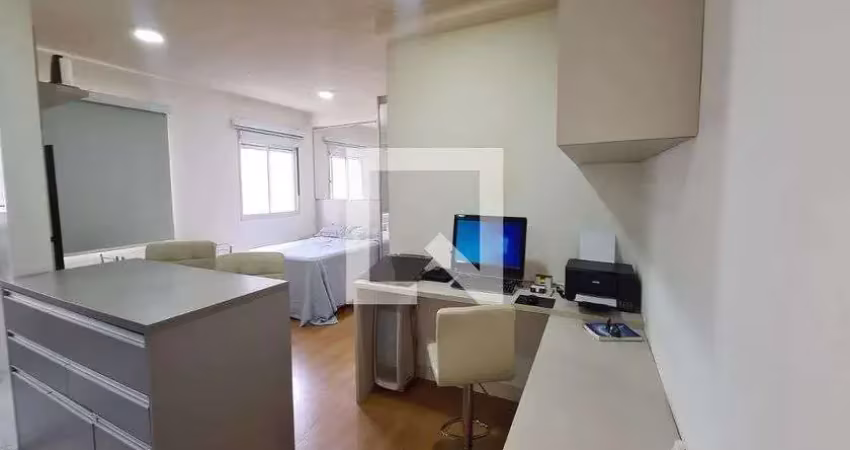 Kitnet / Stúdio à venda na Av. Prof. Luiz Ignácio Anhaia Mello, 4659, Vila Ema, São Paulo