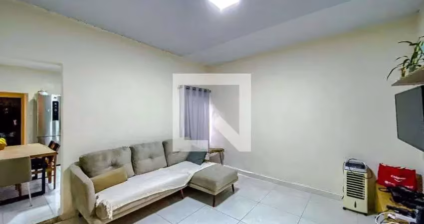 Casa com 2 quartos à venda na Rua Vila Ferreira, 38, Belém, São Paulo