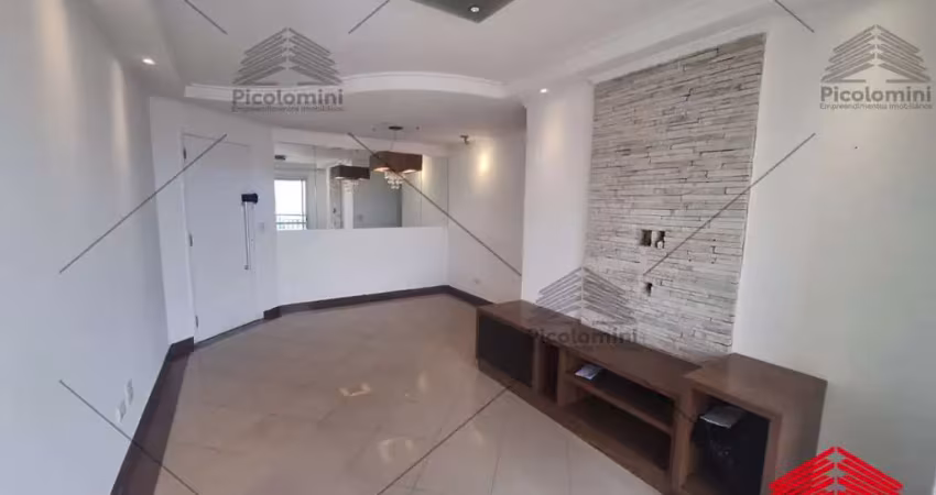 Locação apto. mooca,  3 quartos sendo1 suíte , 1 quarto e o 3. closset, 2 salas, 2 banheiros, 2 vagas de garagem, 76m². venha conferir!