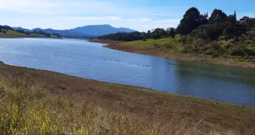 Loteamento privado a beira da represa com vista espetacular