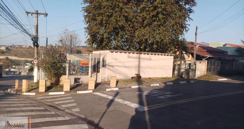 Terreno Comercial à Venda em Atibaia-SP, no Jardim das Cerejeiras - 426,00 m² de Área