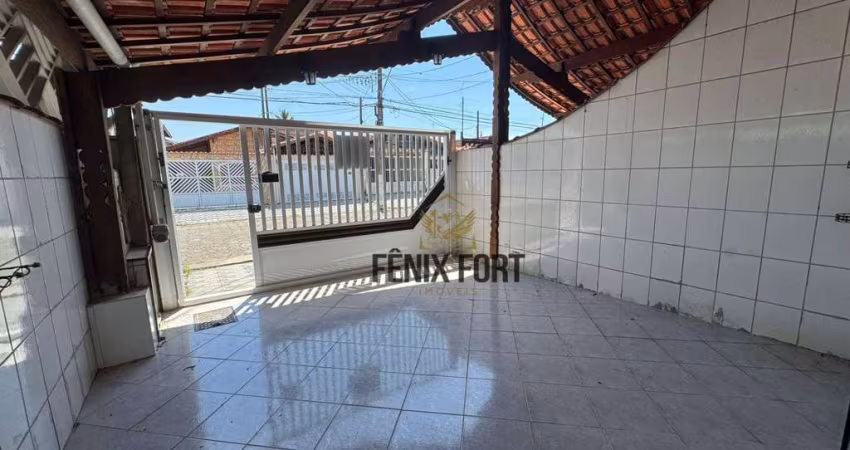 Casa com 2 dormitórios à venda, 70 m² por R$ 420.000 - Maracanã - Praia Grande/SP