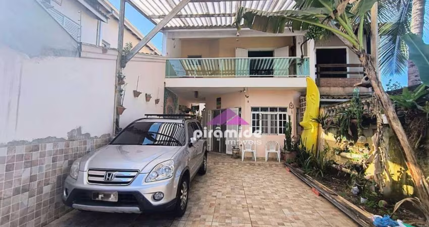 Casa com 3 dormitórios à venda, 270 m² por R$ 740.000,00 - Massaguaçu - Caraguatatuba/SP