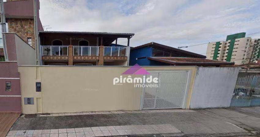 Casa com 5 dormitórios à venda, 232 m² por R$ 980.000,00 - Centro - Caraguatatuba/SP