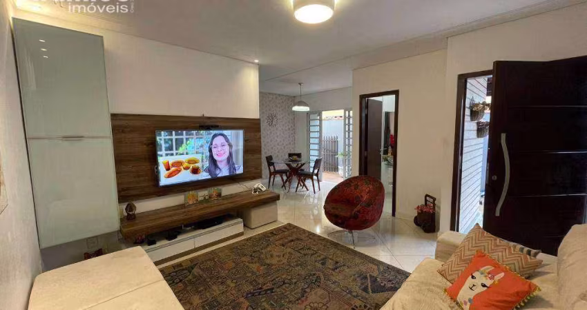 Casa com 3 dormitórios à venda, 118 m² por R$ 950.000,00 - Jardim Portugal - São José dos Campos/SP