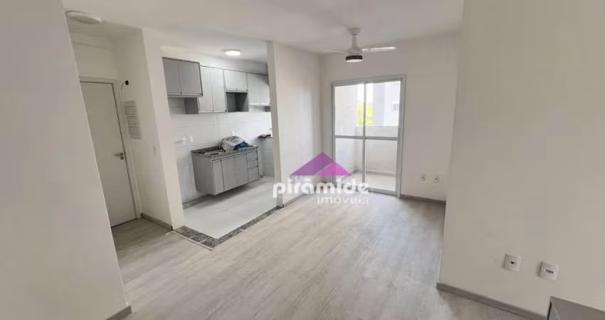 Apartamento com 3 dormitórios para alugar, 65 m² por R$ 3.057,89/mês - Parque Residencial Flamboyant - São José dos Campos/SP