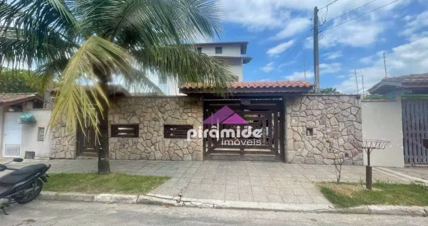Casa com 5 dormitórios à venda, 245 m² por R$ 1.300.000,00 - Cidade Jardim - Caraguatatuba/SP