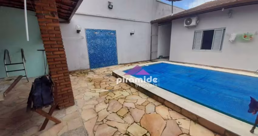 Casa com 4 dormitórios à venda, 280 m² por R$ 1.015.000,00 - Centro - Ubatuba/SP