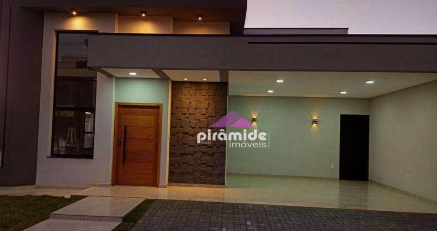 Casa Térrea com 2 dormitórios, sendo 1 suíte à venda, 150m² por R$ 1.030.000,00 - Condomínio Terras do Vale - Caçapava/SP