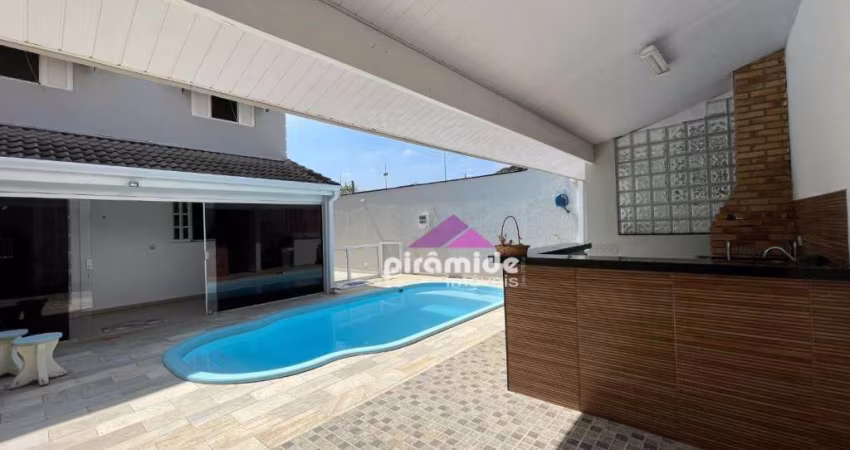 Casa com 3 dormitórios à venda, 242 m² por R$ 1.000.000,00 - Villa Branca - Jacareí/SP