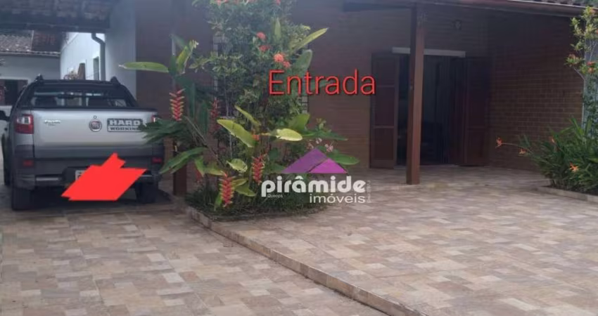 Casa com 4 dormitórios à venda, 156 m² por R$ 695.000,00 - Perequê-Mirim - Ubatuba/SP
