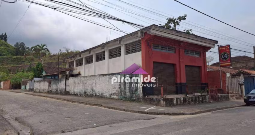 Galpão à venda, 276 m² por R$ 690.000,00 - Centro - Caraguatatuba/SP