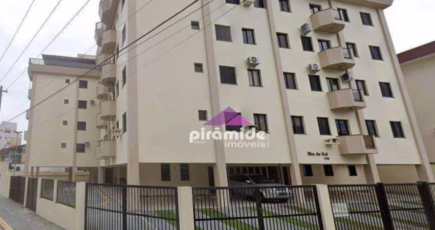 Apartamento com 3 dormitórios à venda, 72 m² por R$ 700.000,00 - Praia Grande - Ubatuba/SP