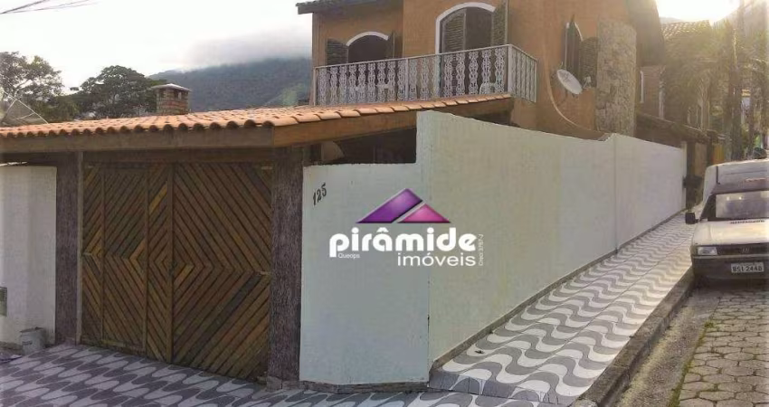 Casa com 3 dormitórios à venda, 160 m² por R$ 630.000,00 - São Francisco - São Sebastião/SP