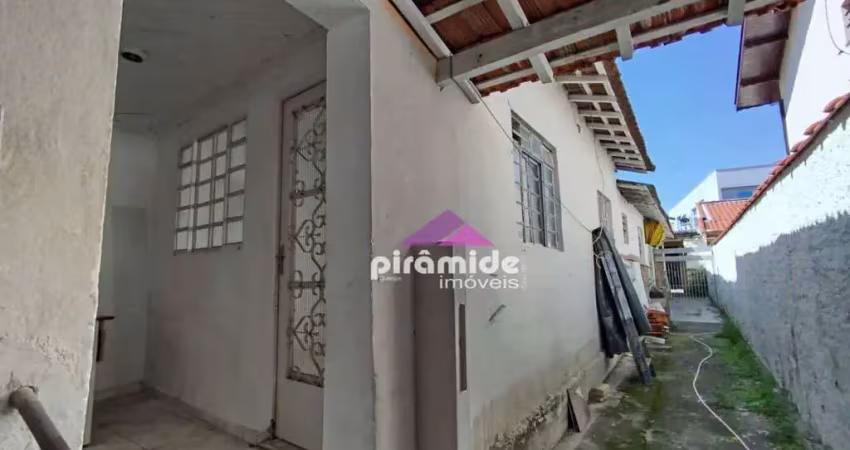 Casa com 3 dormitórios à venda, 171 m² por R$ 920.000,00 - Vila Ema - São José dos Campos/SP
