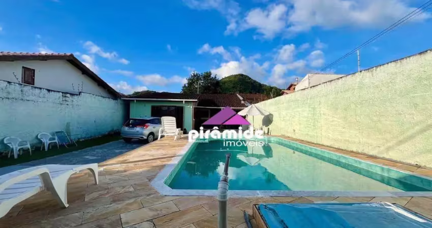 Casa com 3 dormitórios à venda, 147 m² por R$ 750.000,00 - Martim de Sá - Caraguatatuba/SP