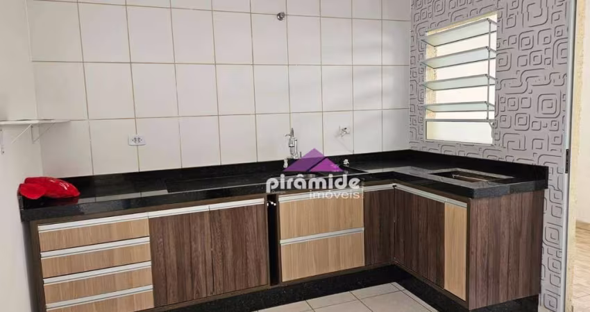 Casa com 2 dormitórios para alugar, 75 m² por R$ 1.656,00/mês - Jardim São Judas Tadeu - São José dos Campos/SP