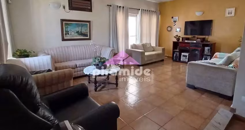 Casa à venda, 273 m² por r$ 2.500.000,00 - centro - jacareí/sp