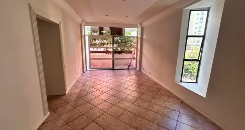 Excelente apartamento a venda na graça com2/4 nascente 2 vagas