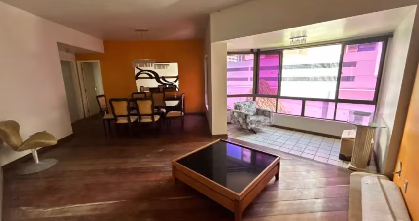 Excelente apartamento na pituba edf. máximo 4/4  com 2 vagas de garagem