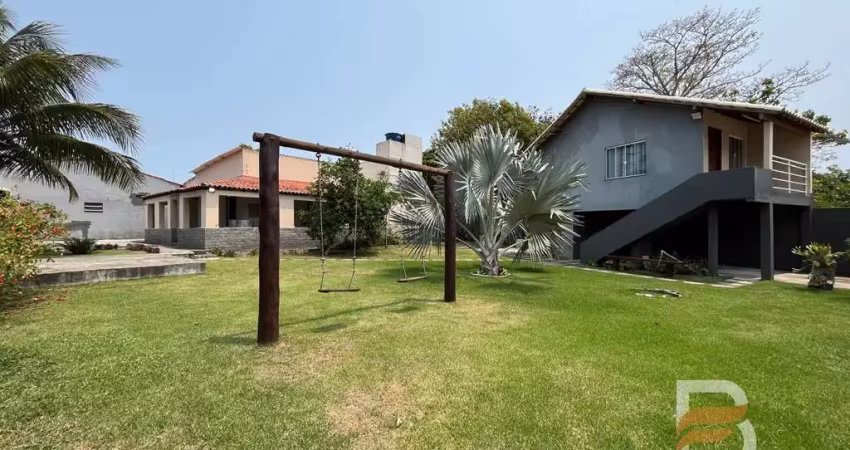 Casa para Venda em Saquarema, Gravatá, 5 dormitórios, 2 suítes, 4 banheiros, 3 vagas