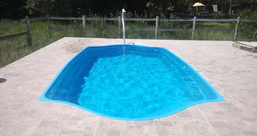 Casa para Venda em Saquarema, Jardim, 1 dormitório, 4 banheiros