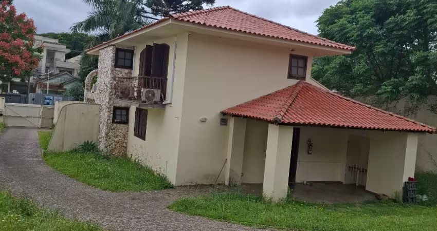 Sobrado Comercial  12 Suítes