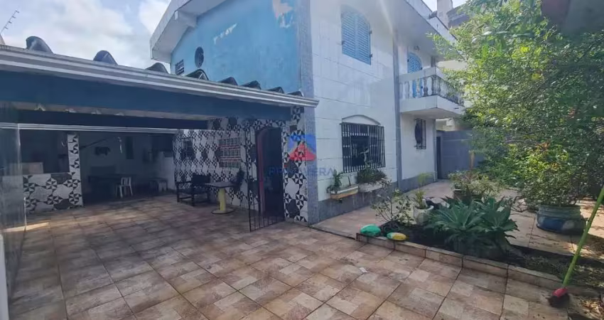 Casa com 4 quartos, caiçara, praia grande - r$ 680 mil, cod: 70837098