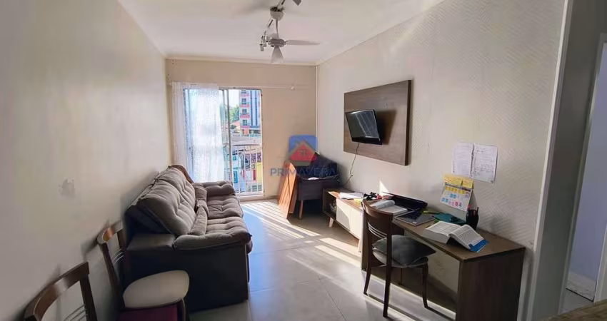 Apartamento com 1 Dormitório, Reformado, a 80 Metros da Praia
