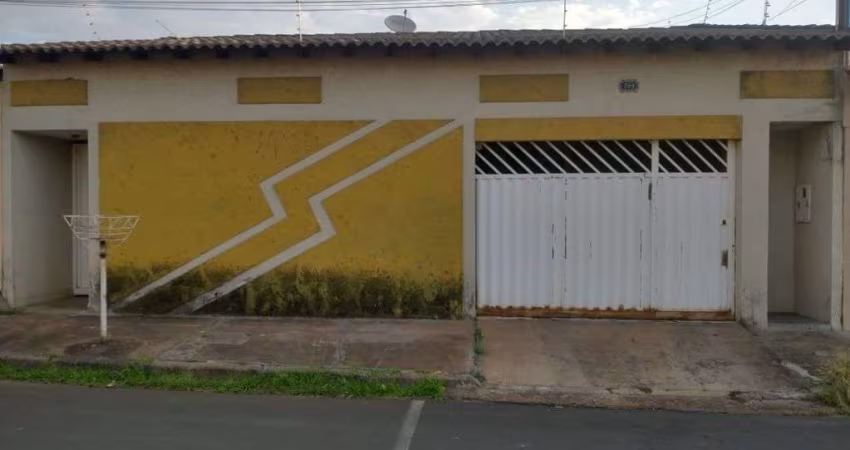 Casa para Venda - Pacaembu, Uberlândia  - 163m², 2 vagas