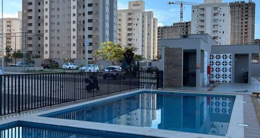 Apartamento 2/4, com área de laser completa e portaria 24 hrs.