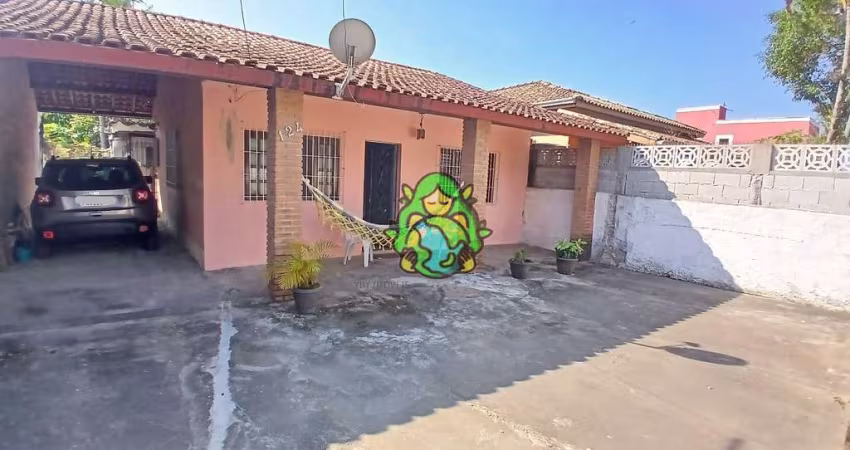 Casa a 60 metros da praia no Canto do Mar,  à venda, São Sebastião, SP.