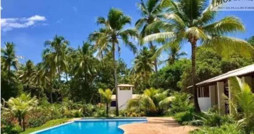 Lote plano e bem localizado no Condomínio Fazenda Praia do Forte