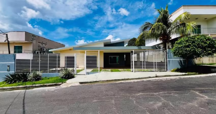 Casa de alto padrão em ponta negra ii – exclusividade e conforto esperam por você!