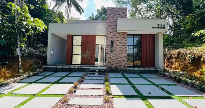 Condominio vivenda das marinas - 2.	seu novo lar em ponta negra: casa térrea exclusiva com piscina e 3 suítes. aceita proposta!