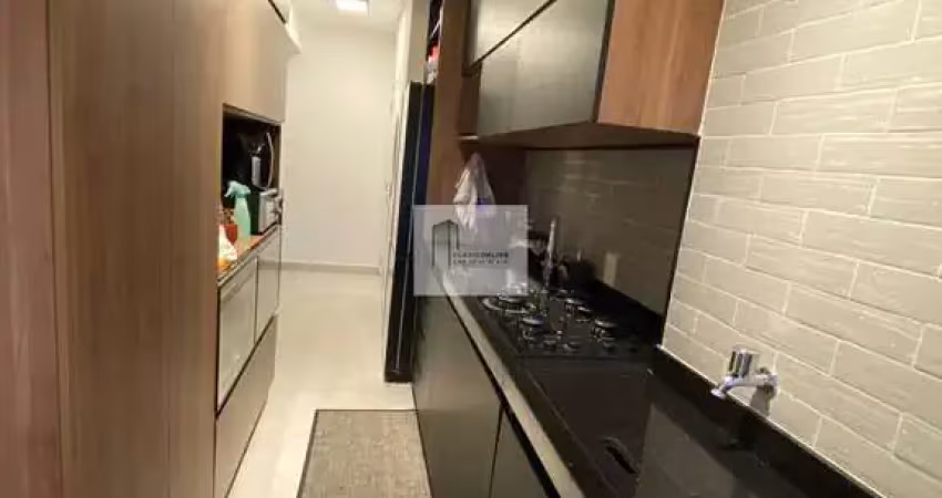Apartamento a venda  02 dorm. sendo 1 deles ampliado para sala vila mariana a 50m metrô klabin