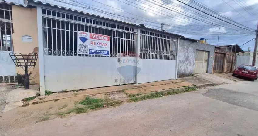 Casa à Venda na  QR 411 CONJ 07 - Oportunidade Imperdível!