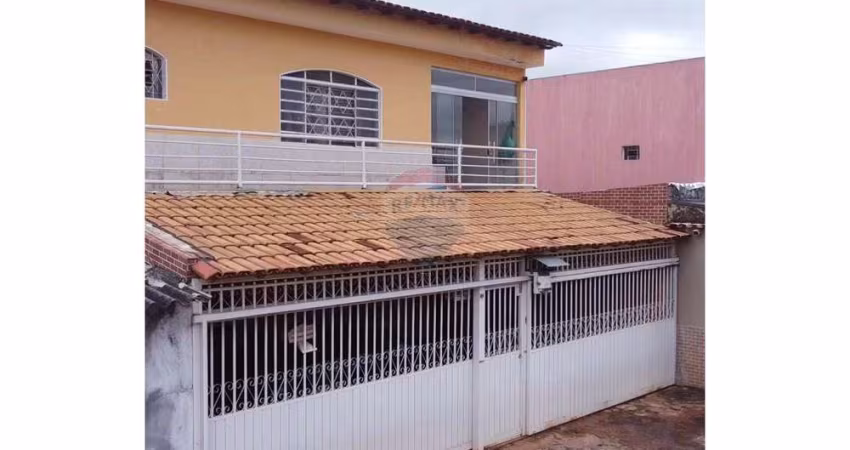 SOBRADO  4 QUARTOS NA QR 427 SAMAMBAIA NORTE