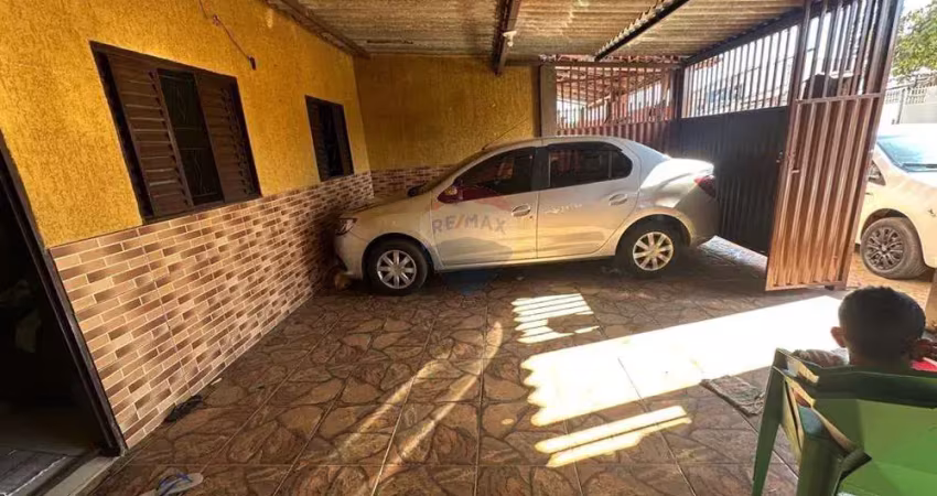 Casa à venda na qr 407 com   2 quartos samambaia norte